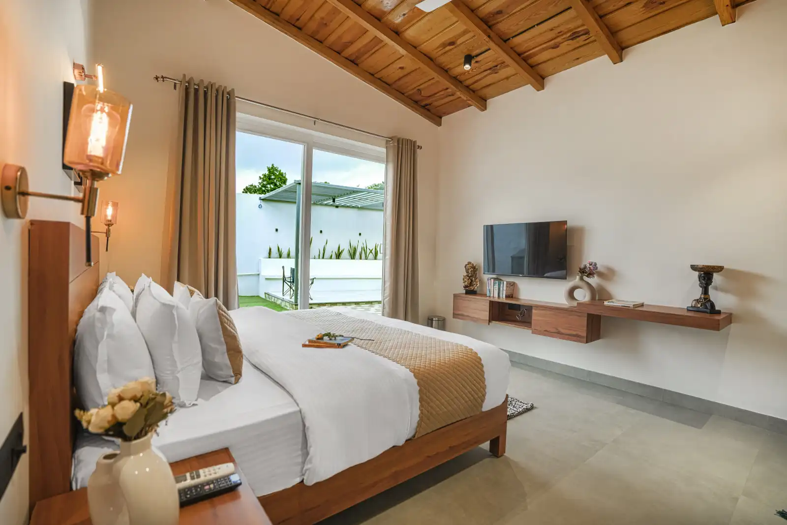 SaffronStays Bourbon, Bhimtal