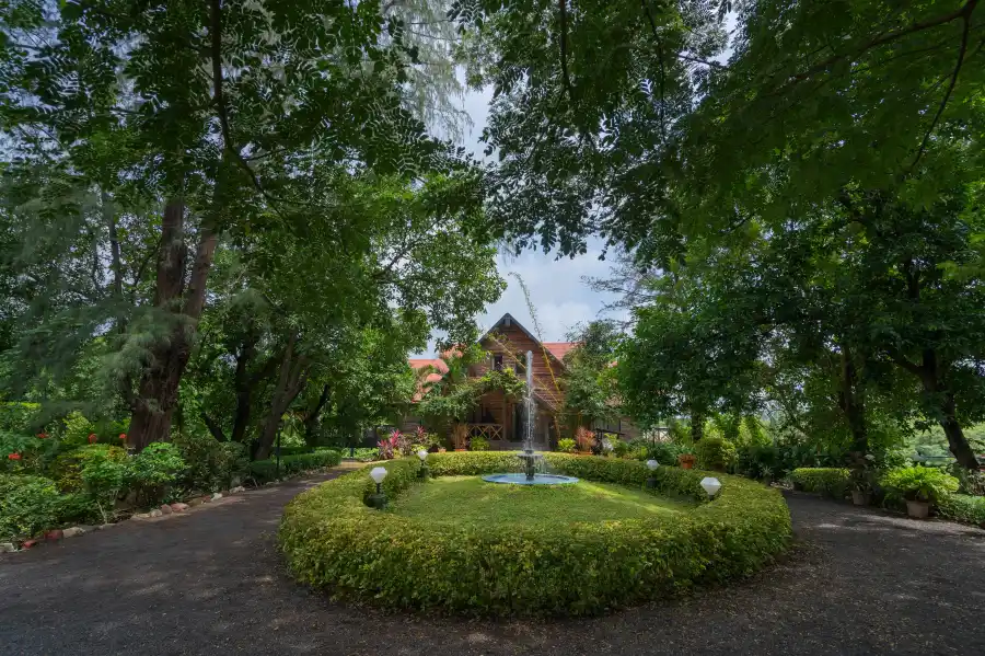 SaffronStays Cabin, Palghar