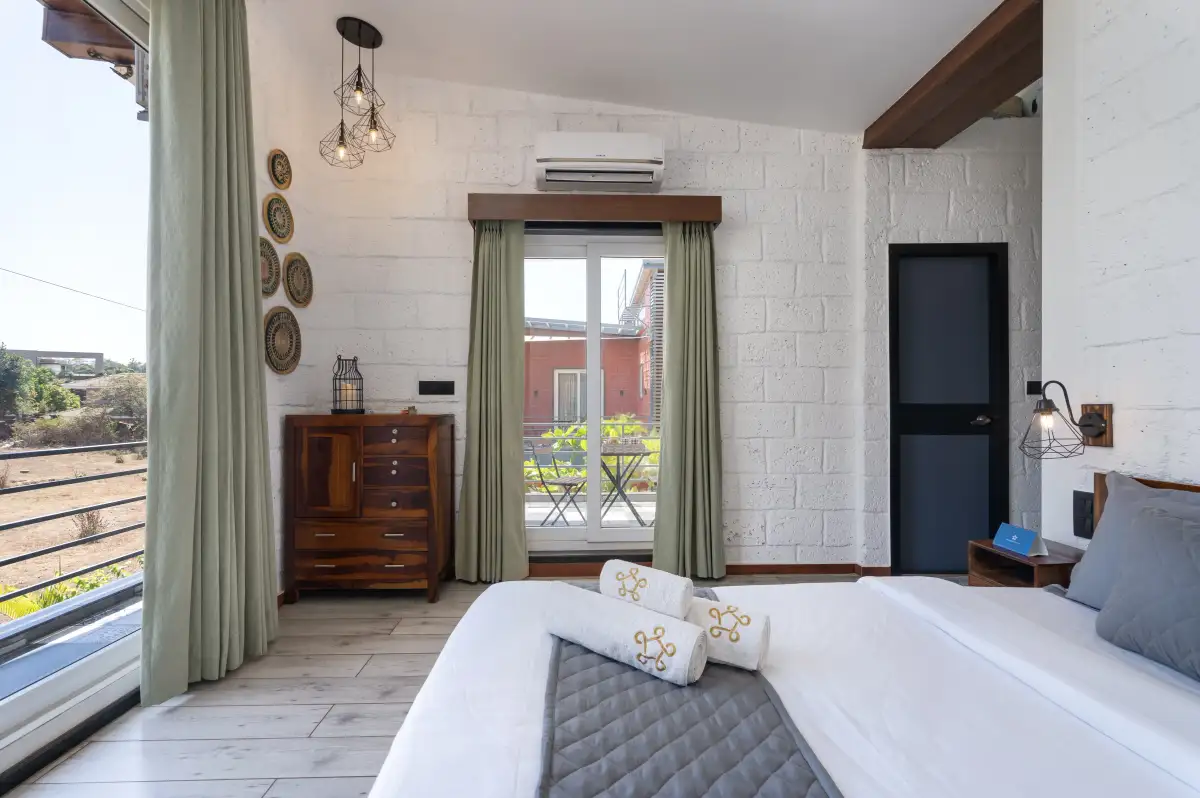 SaffronStays Calvin, Lonavala