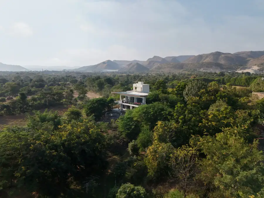 SaffronStays Camelot, Udaipur
