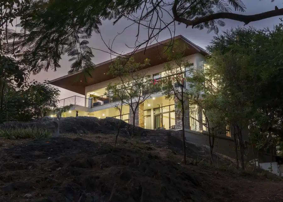 SaffronStays Camelot, Udaipur