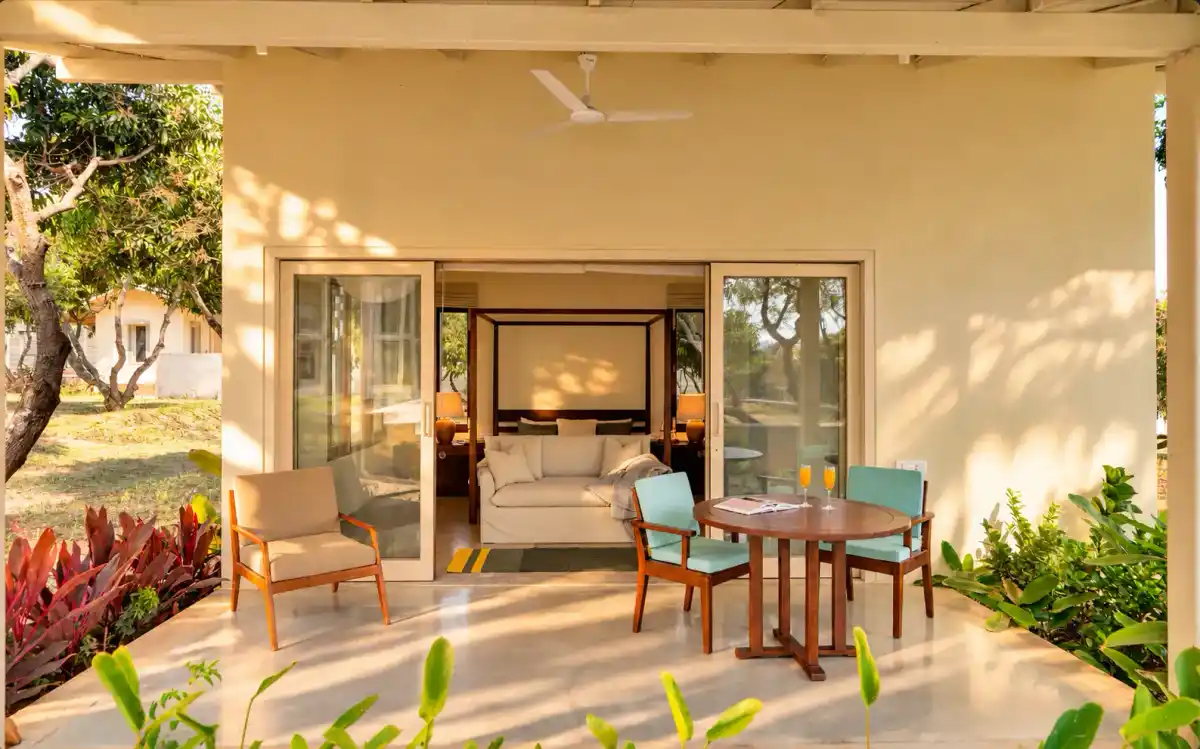 SaffronStays Chandra Amara, Bangalore