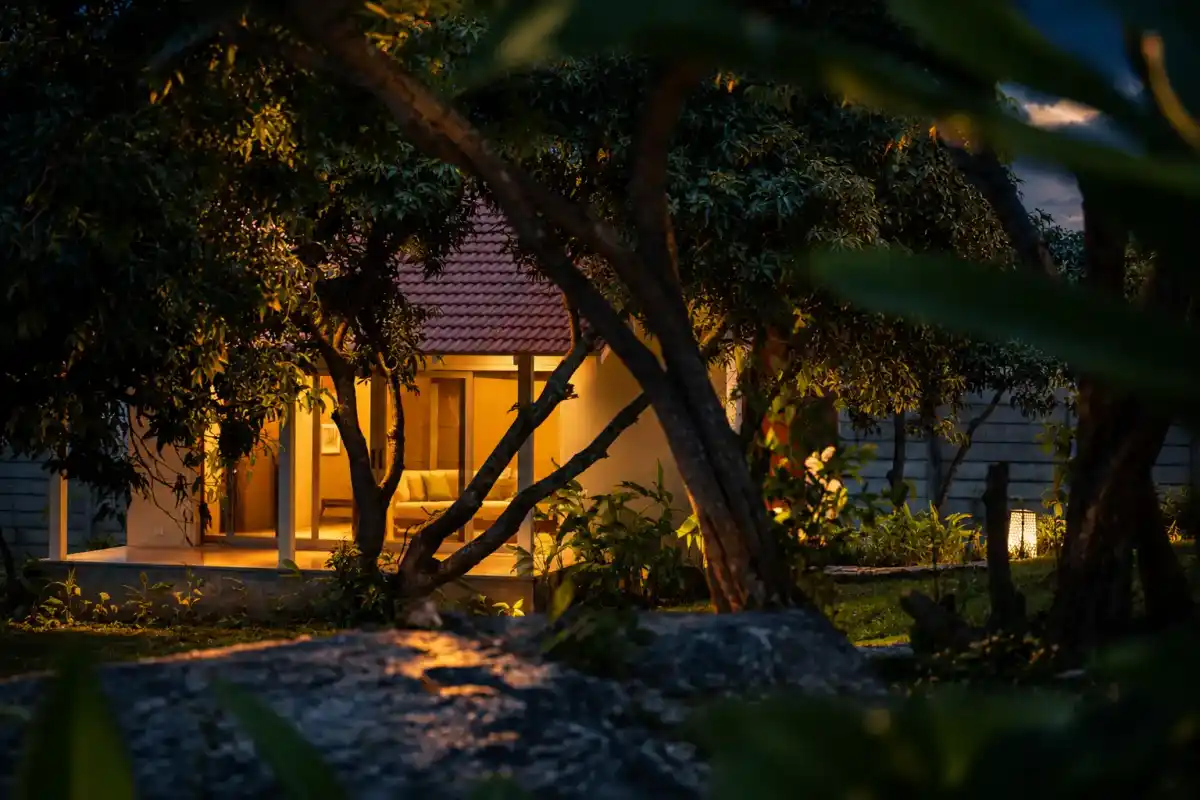 SaffronStays Chandra Amara, Bangalore