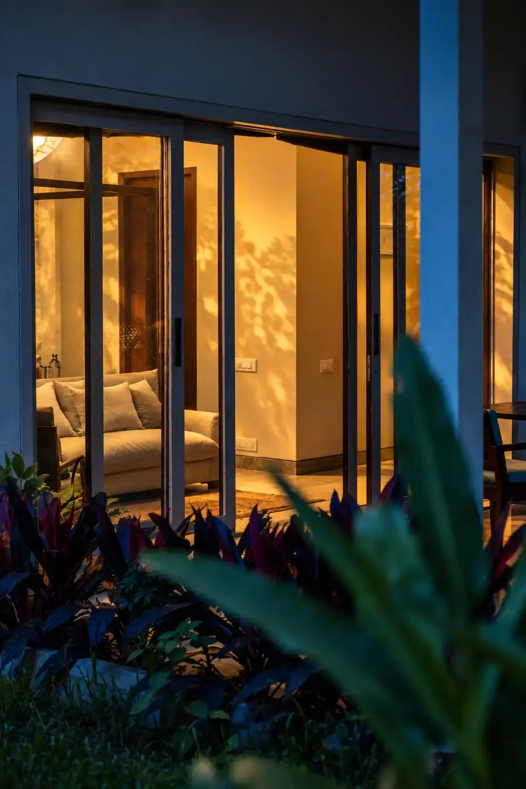 SaffronStays Chandra Amara, Bangalore
