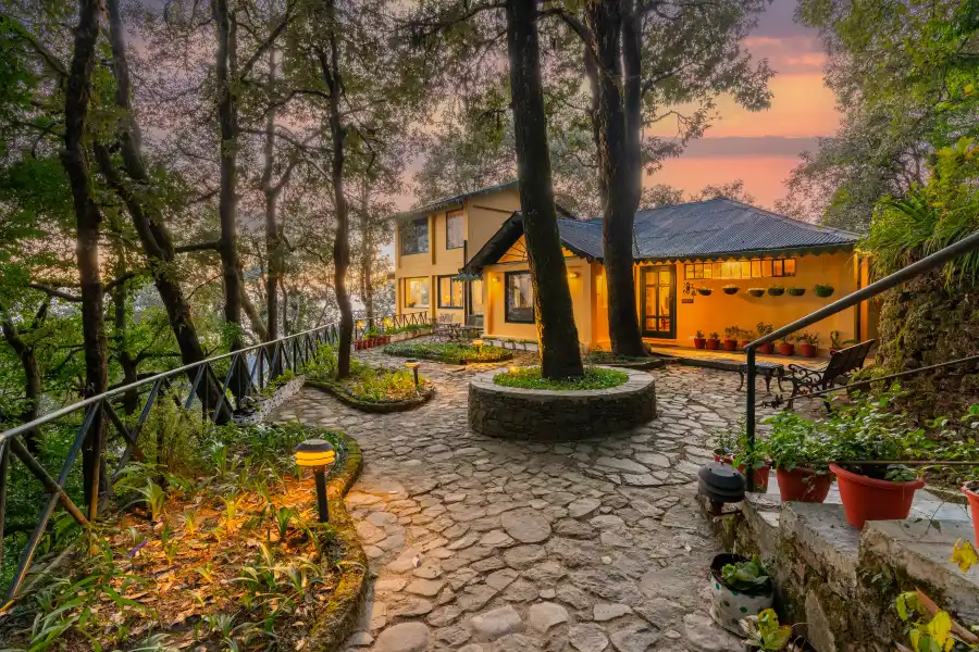 SaffronStays Charming Cottage, Landour