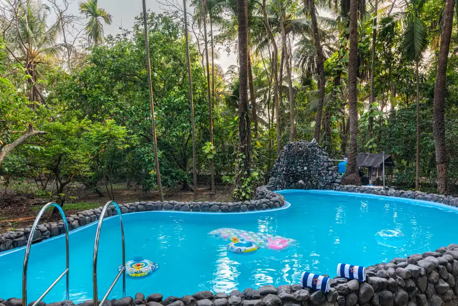 SaffronStays Chikoo Wadi, Palghar