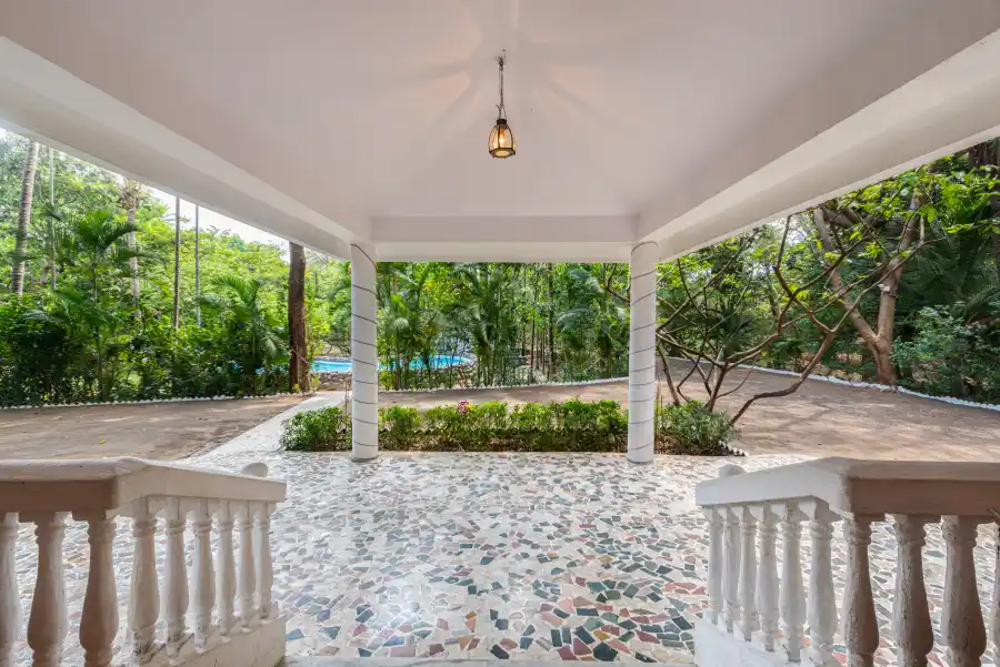 SaffronStays Chikoo Wadi, Palghar