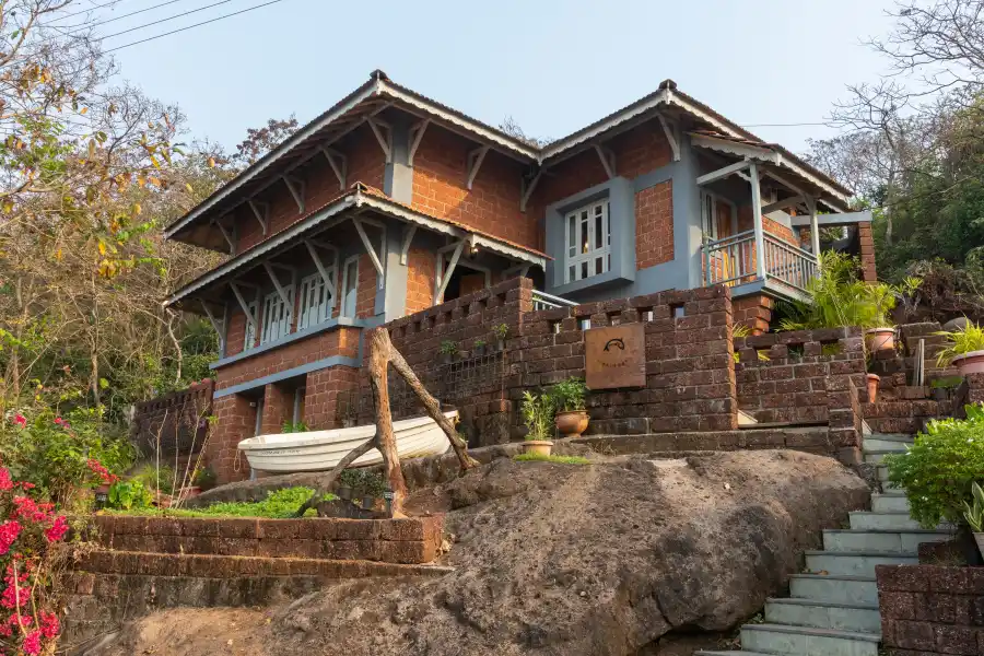 SaffronStays Crescent Bay, Palshet, Ratnagiri