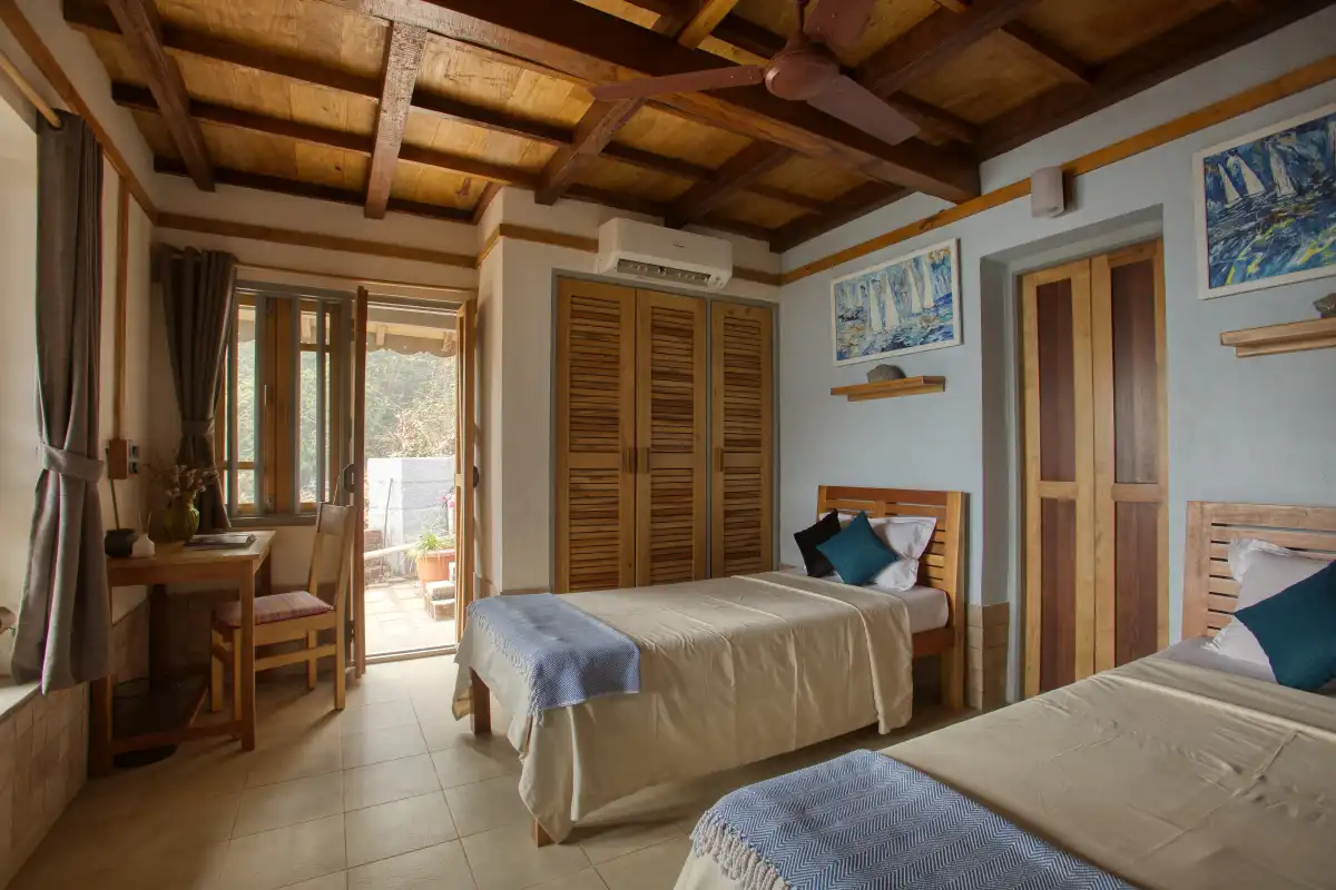 SaffronStays Crescent Bay, Palshet, Ratnagiri