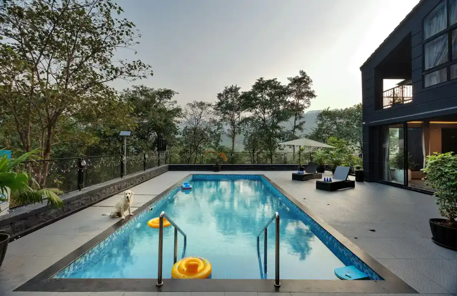 SaffronStays Earl Grey, Khopoli