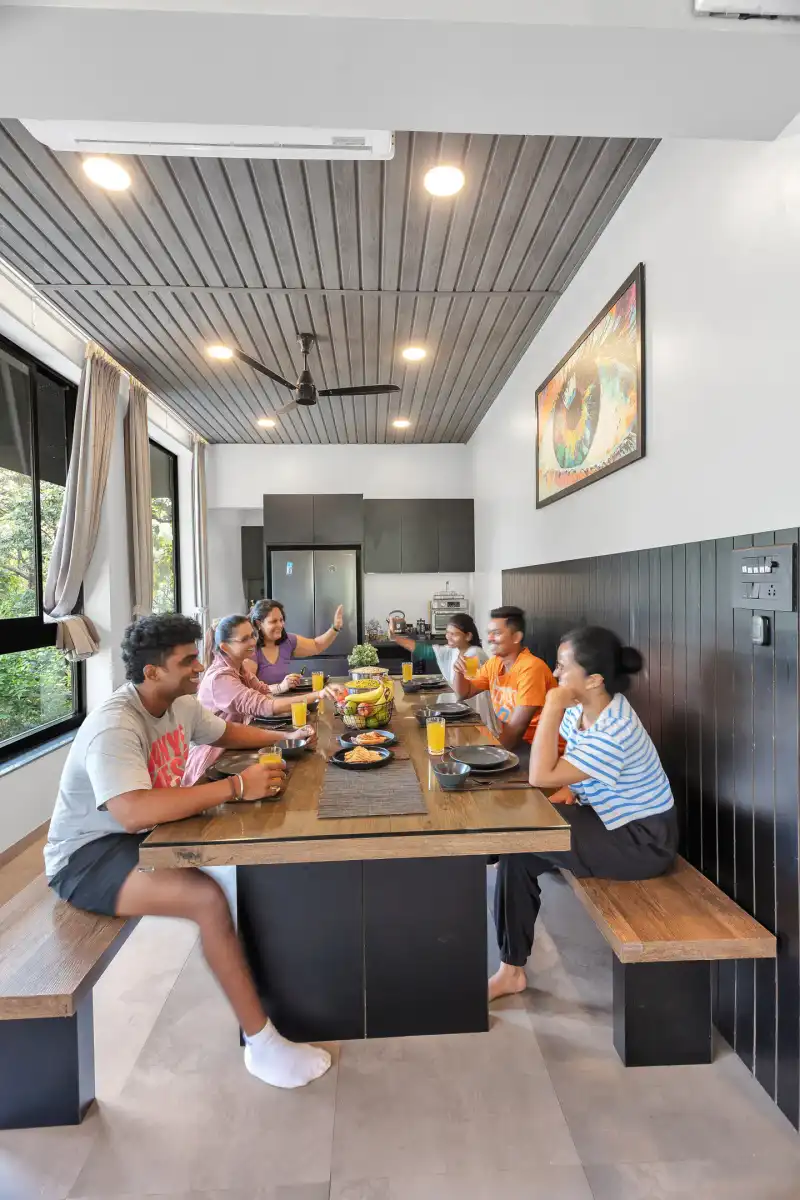 SaffronStays Earl Grey, Khopoli