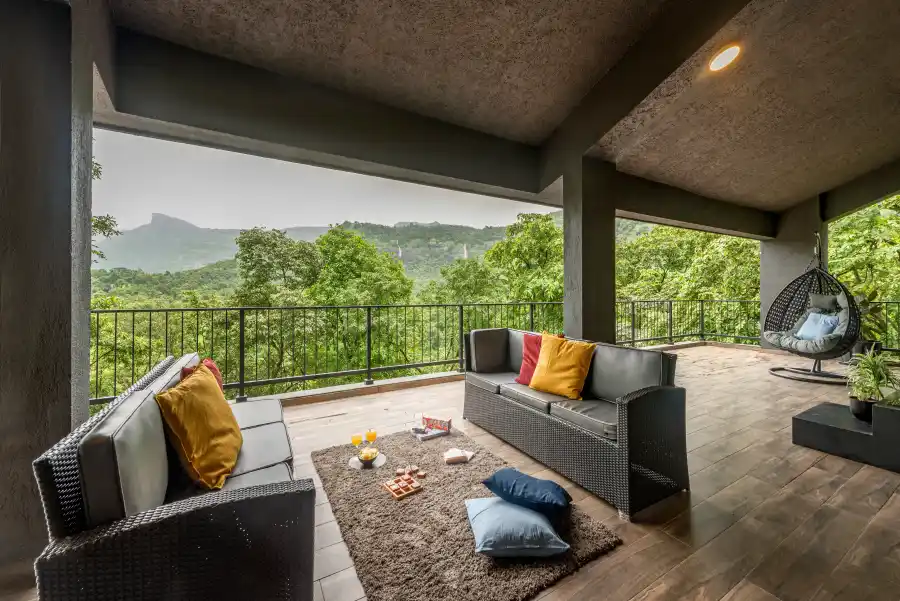 SaffronStays Earl Grey, Khopoli