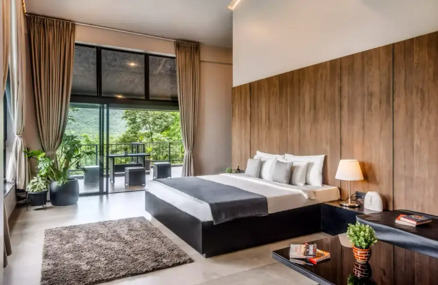 SaffronStays Earl Grey, Khopoli