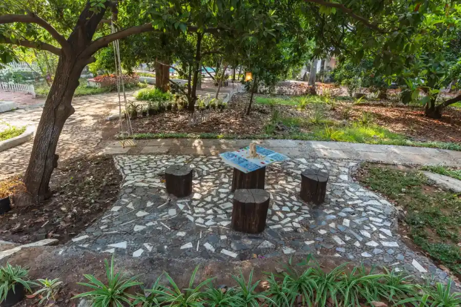 SaffronStays Elfreda, Vikramgad