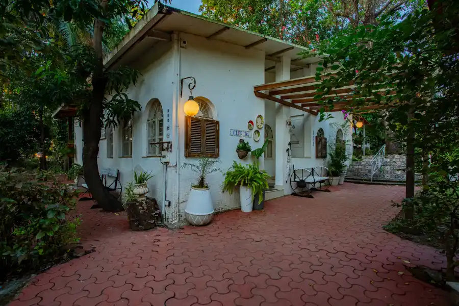 SaffronStays Elfreda, Vikramgad