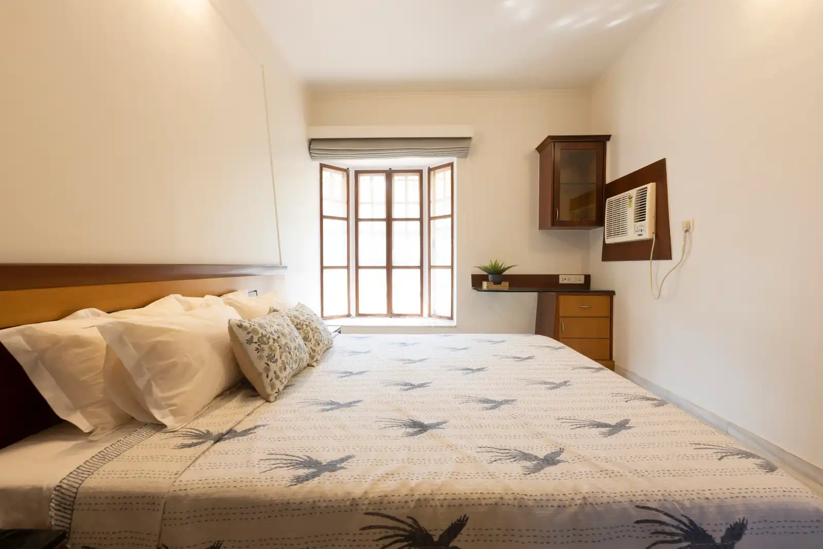 SaffronStays Emalyn Maple, Mumbai