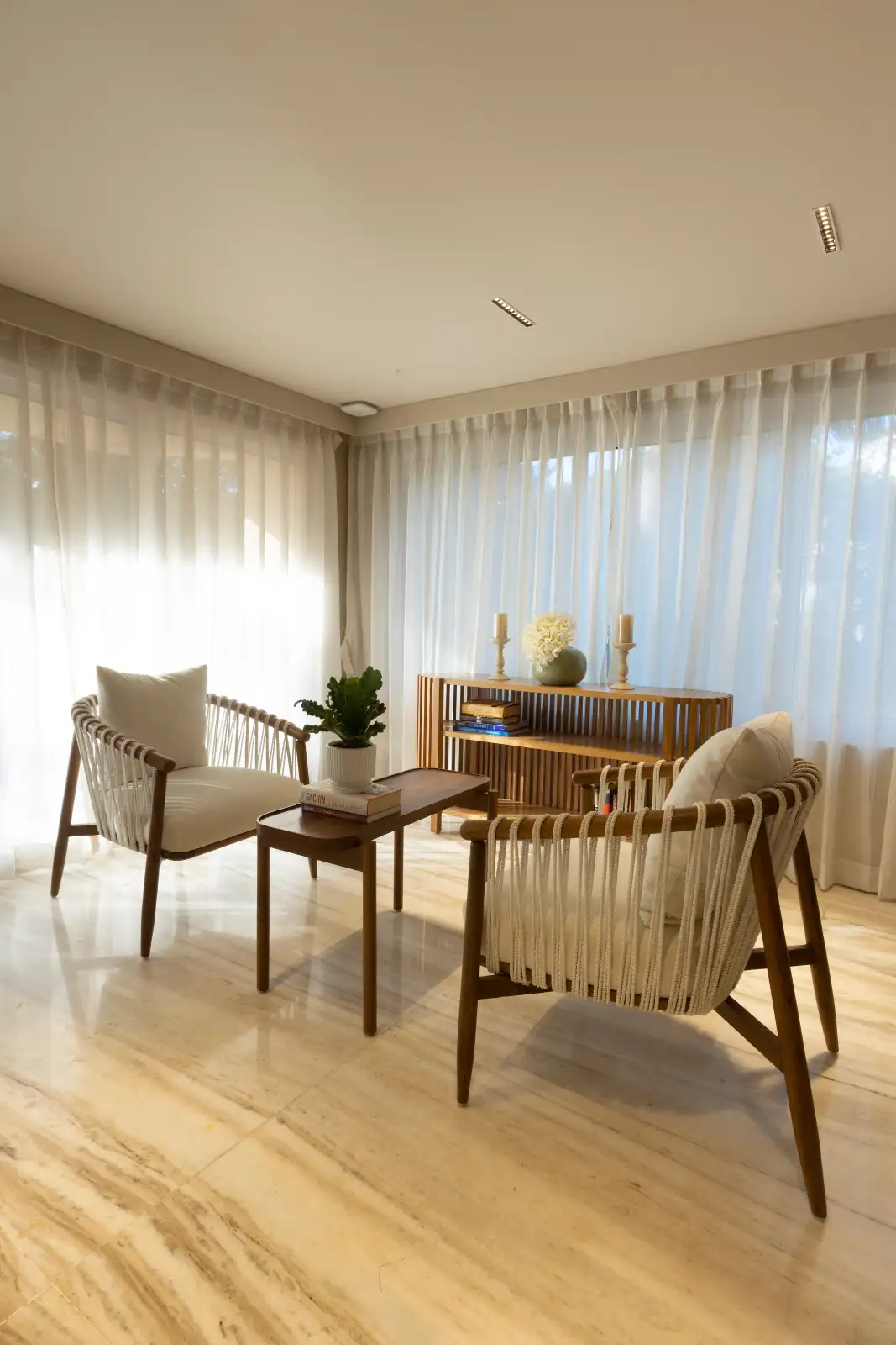SaffronStays Emalyn, Mumbai