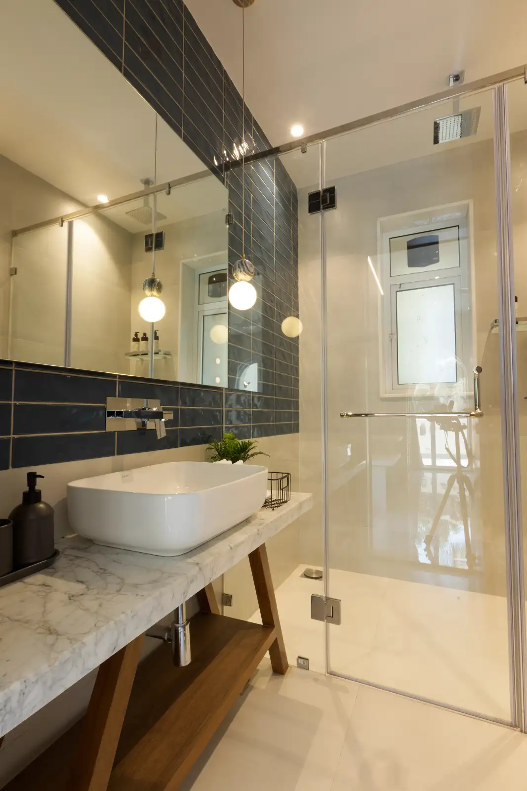 SaffronStays Emalyn, Mumbai
