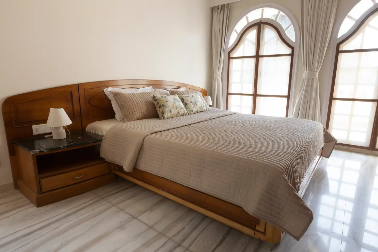 SaffronStays Emalyn, Mumbai