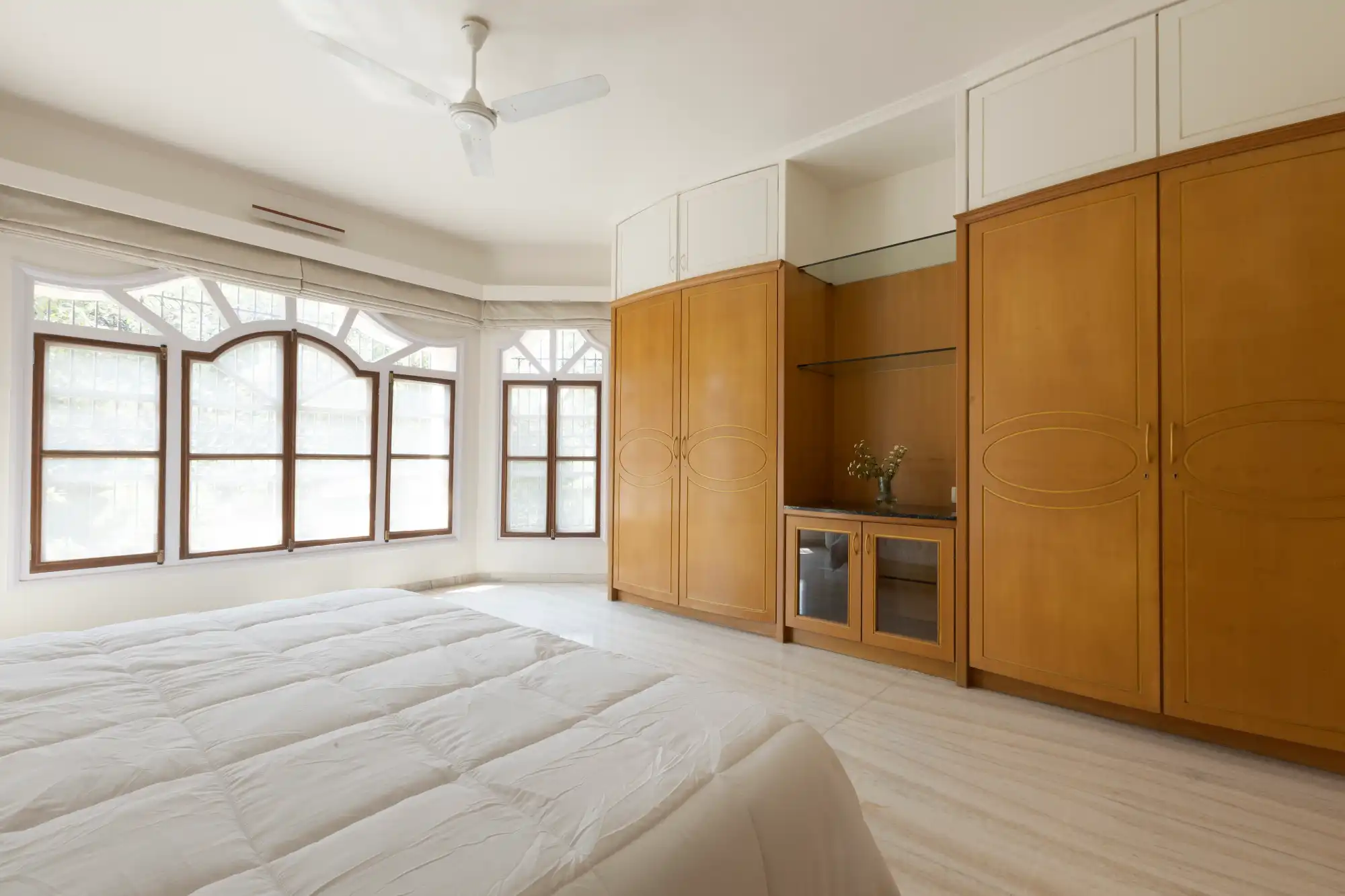 SaffronStays Emalyn, Mumbai