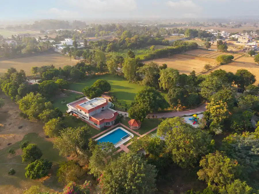 SaffronStays Emerald Farms, Sohna