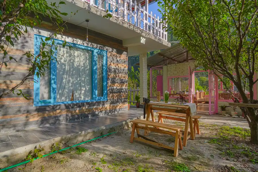 SaffronStays Fairytale Villa, Tirthan Valley