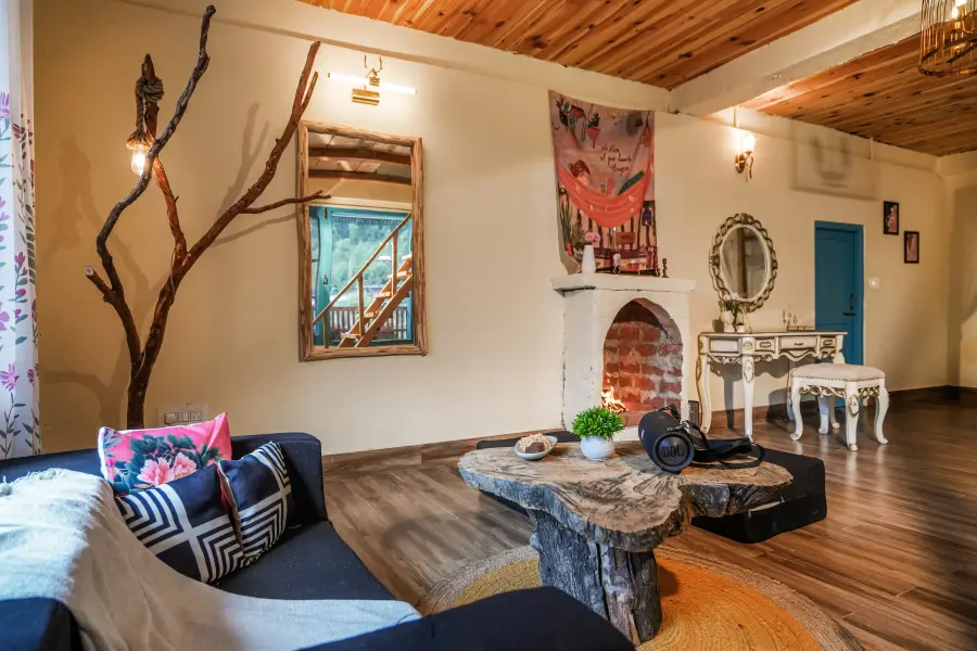 SaffronStays Fairytale Villa, Tirthan Valley