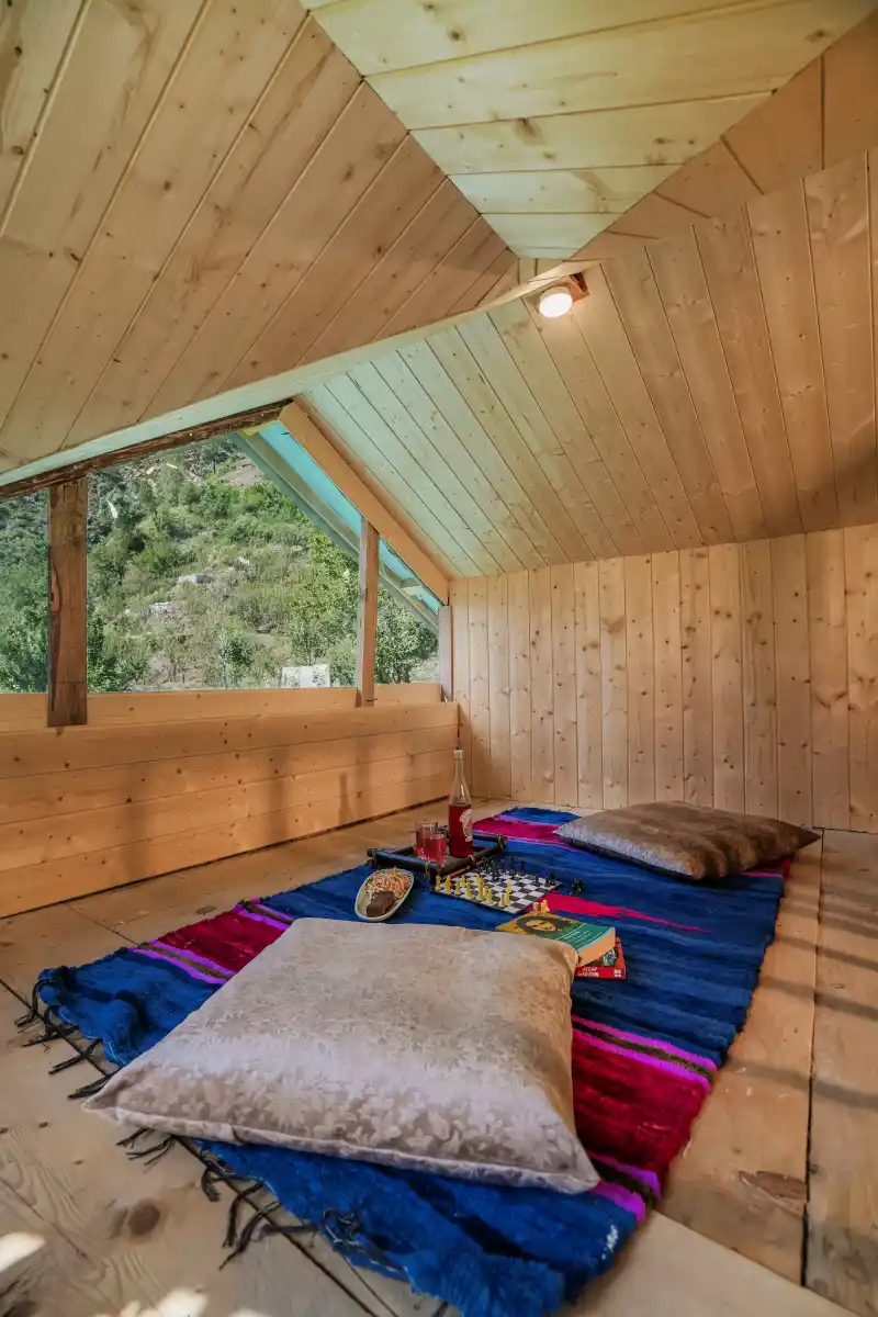 SaffronStays Fairytale Villa, Tirthan Valley