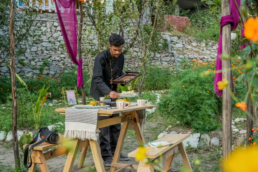 SaffronStays Fairytale Villa, Tirthan Valley