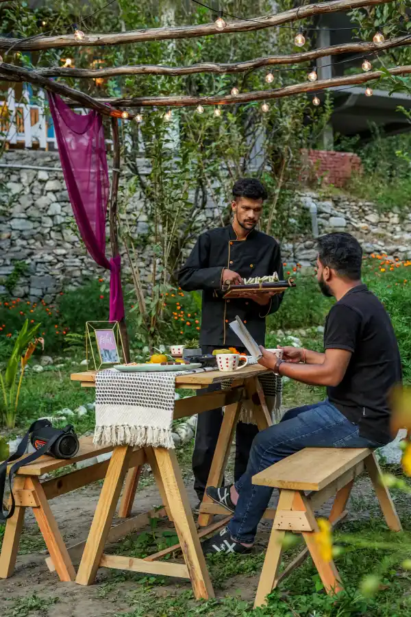 SaffronStays Fairytale Villa, Tirthan Valley
