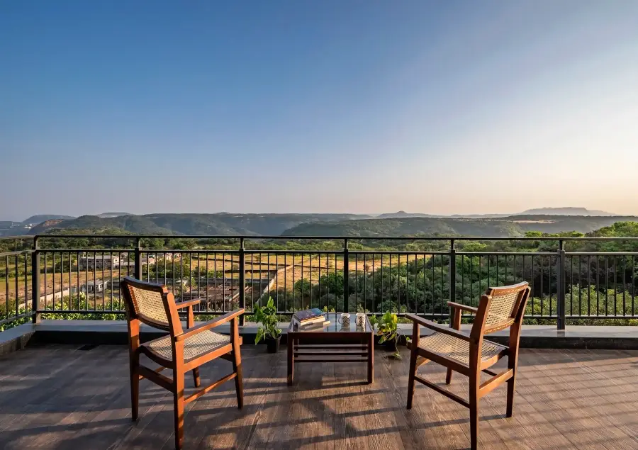 SaffronStays Falcon Hill, Lonavala