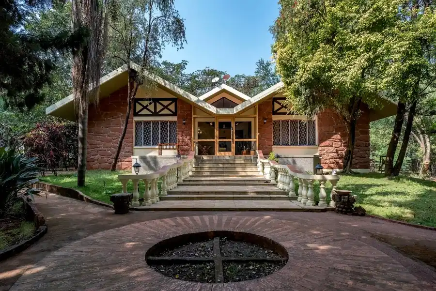 SaffronStays Foresta By, Kamshet