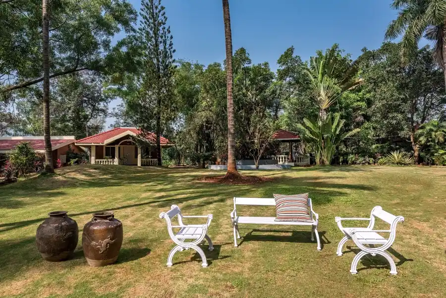 SaffronStays Foresta By, Kamshet
