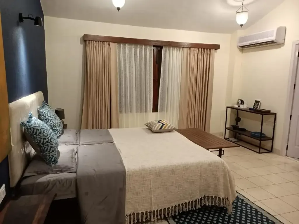 SaffronStays Foresta By, Kamshet