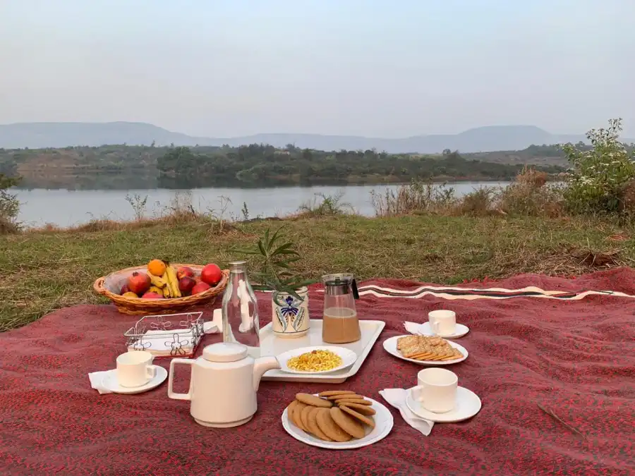 SaffronStays Foresta By, Kamshet