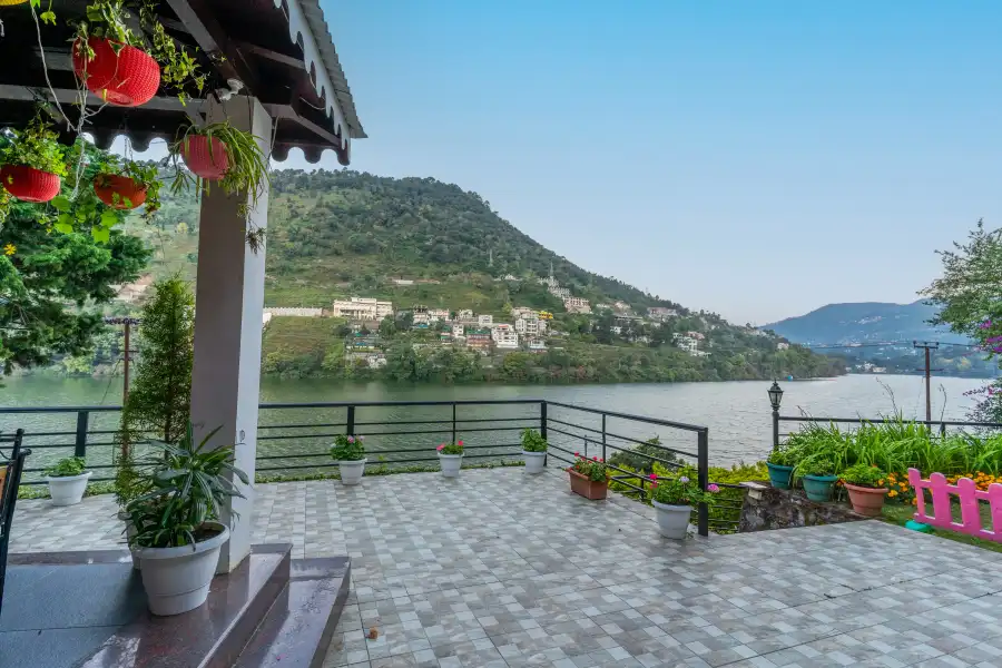 SaffronStays Gardens On, Bhimtal