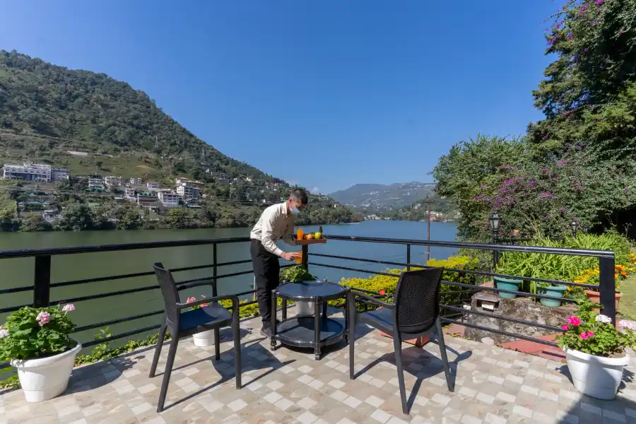 SaffronStays Gardens On, Bhimtal