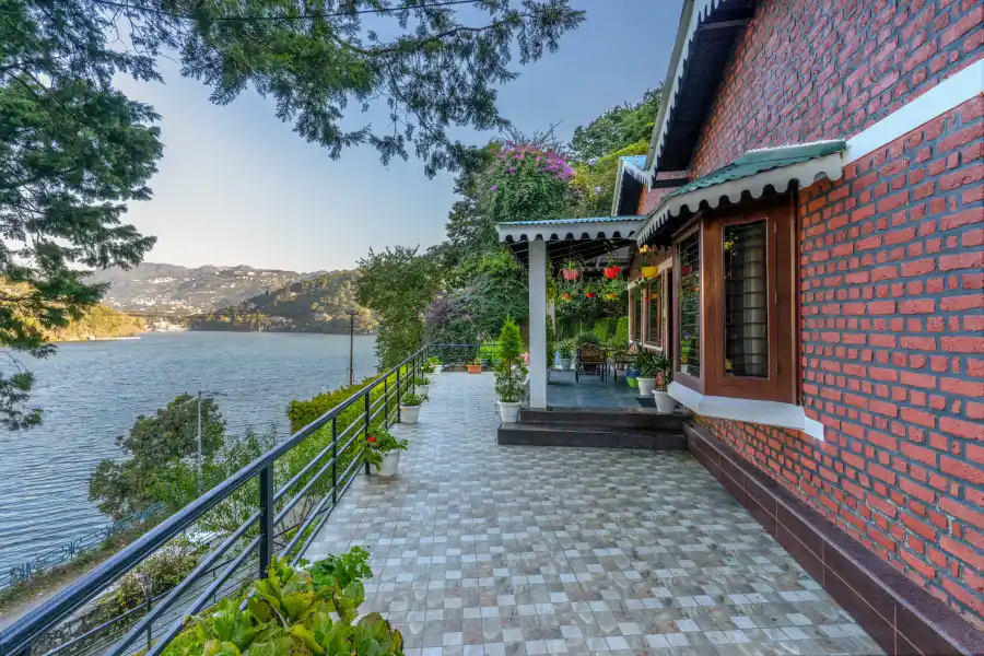 SaffronStays Gardens On, Bhimtal