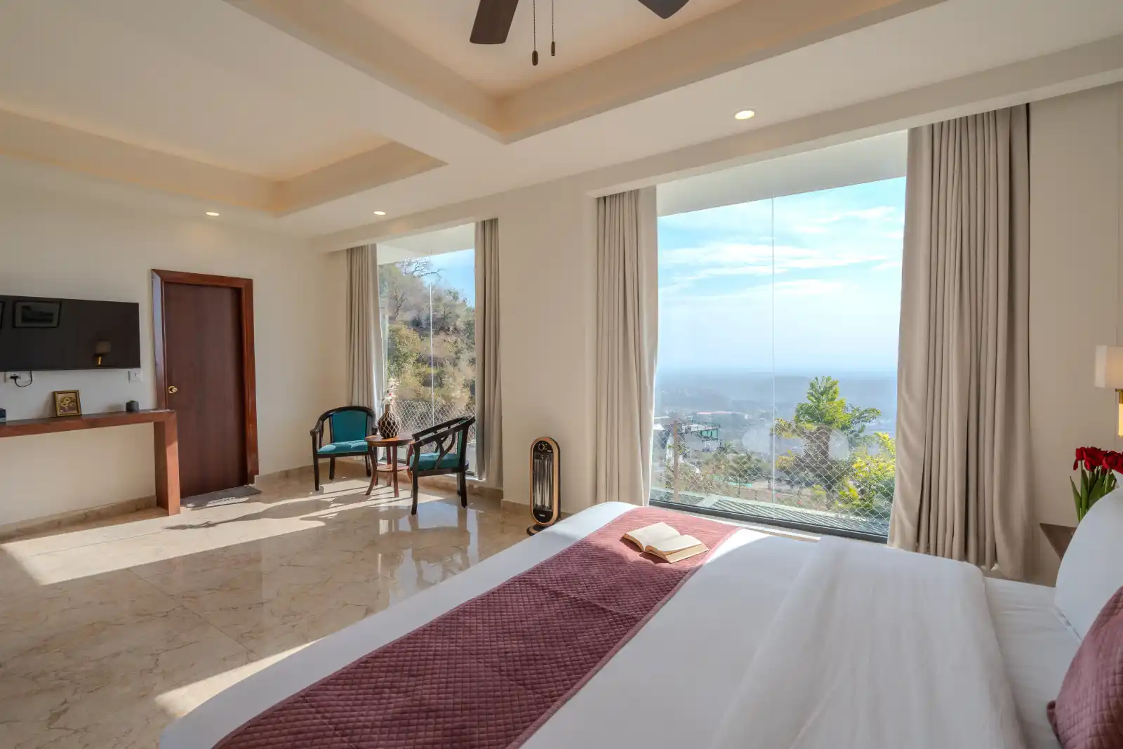 SaffronStays Glasscape, Dehradun