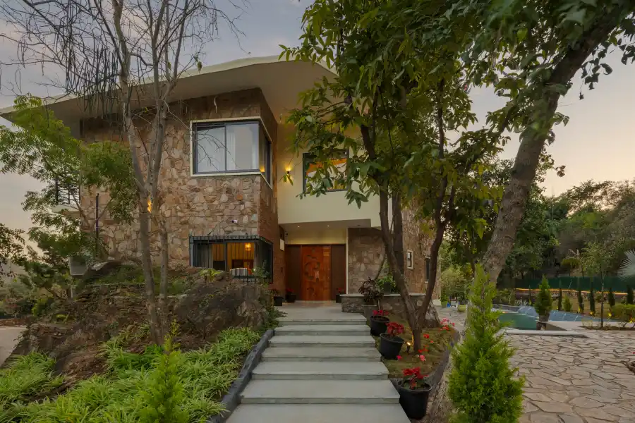 SaffronStays Grand Pavilion, Udaipur