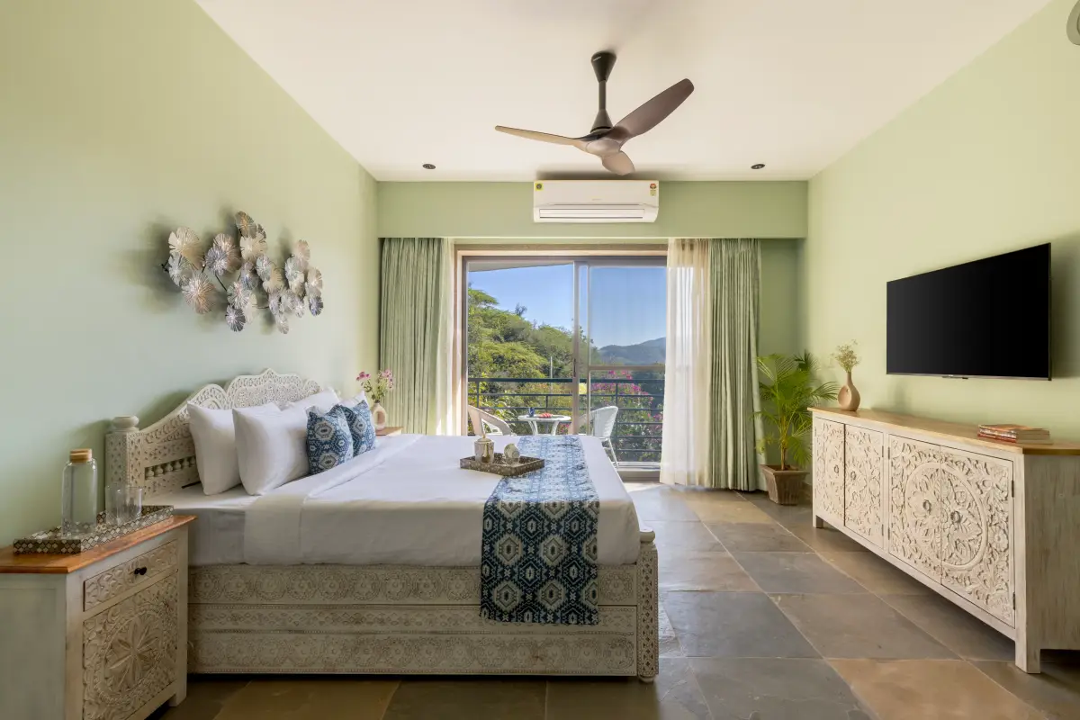 SaffronStays Grand Pavilion, Udaipur