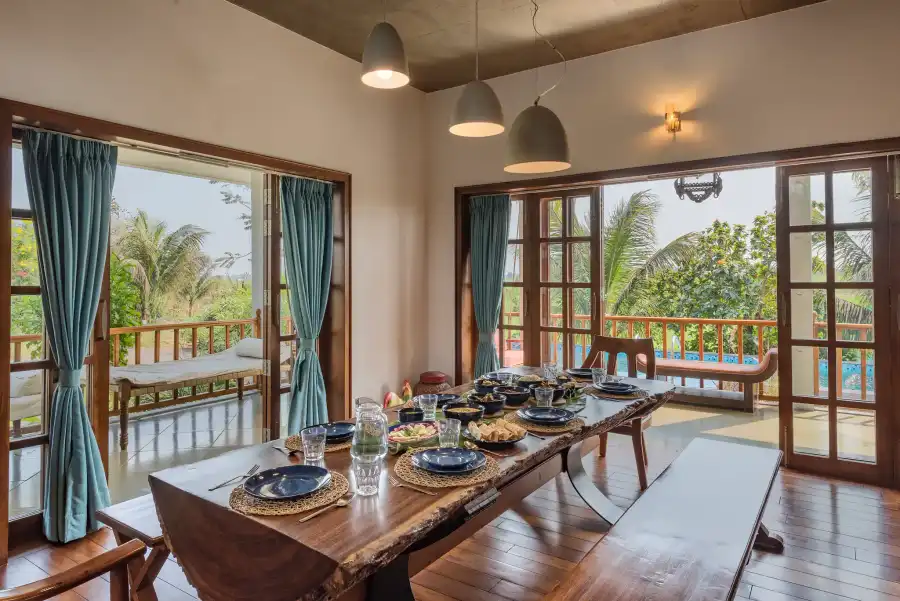 SaffronStays Happy Fields, Pune