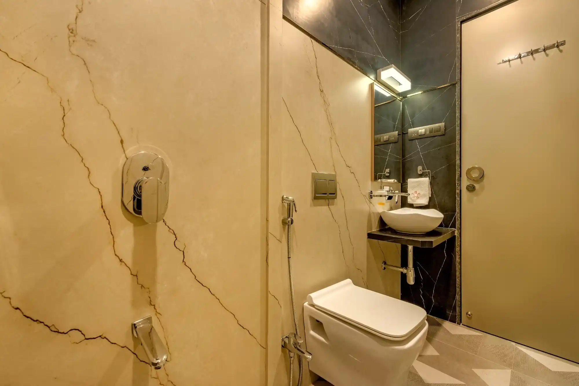 SaffronStays HeavOne, Lonavala