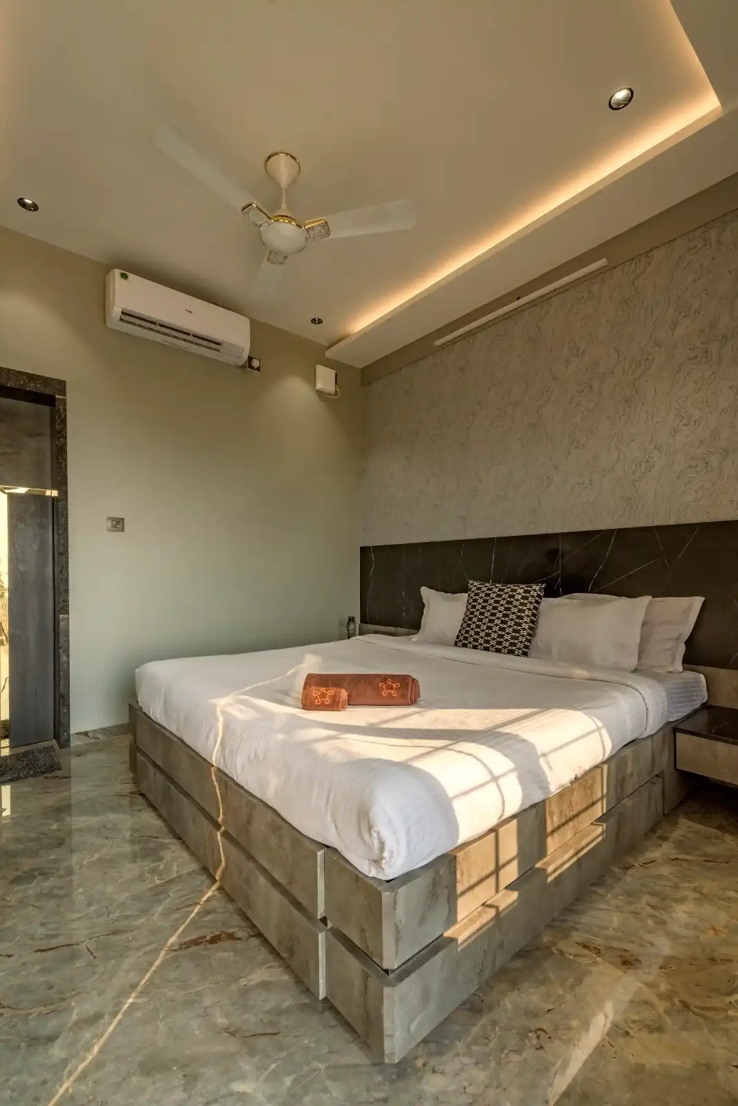 SaffronStays HeavOne, Lonavala