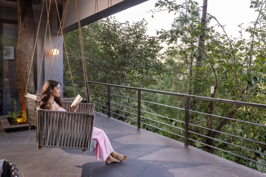 SaffronStays Hill Abode, Kasauli