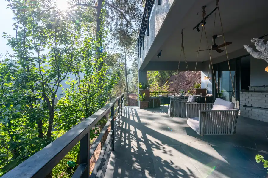 SaffronStays Hill Abode, Kasauli