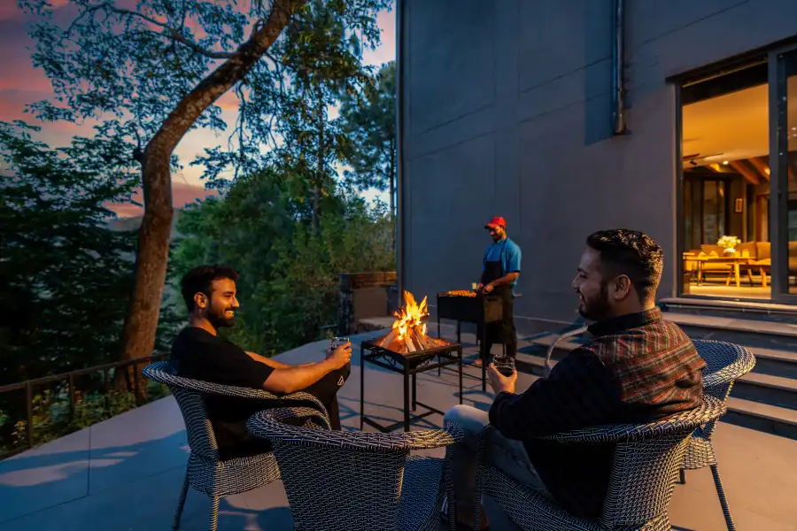 SaffronStays Hill Abode, Kasauli