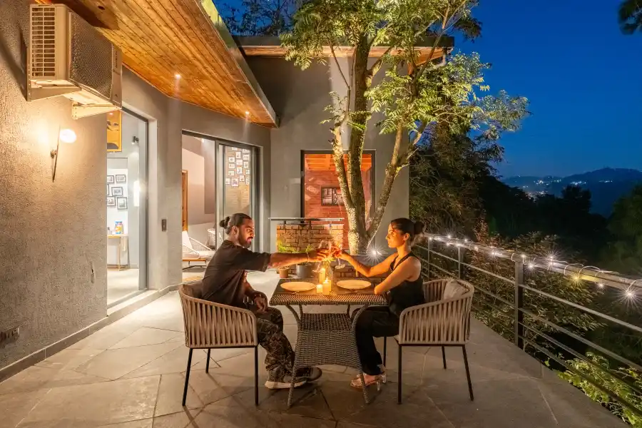 SaffronStays Hill Abode, Kasauli