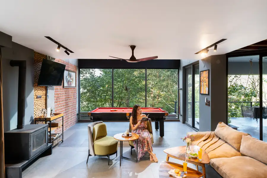 SaffronStays Hill Abode, Kasauli