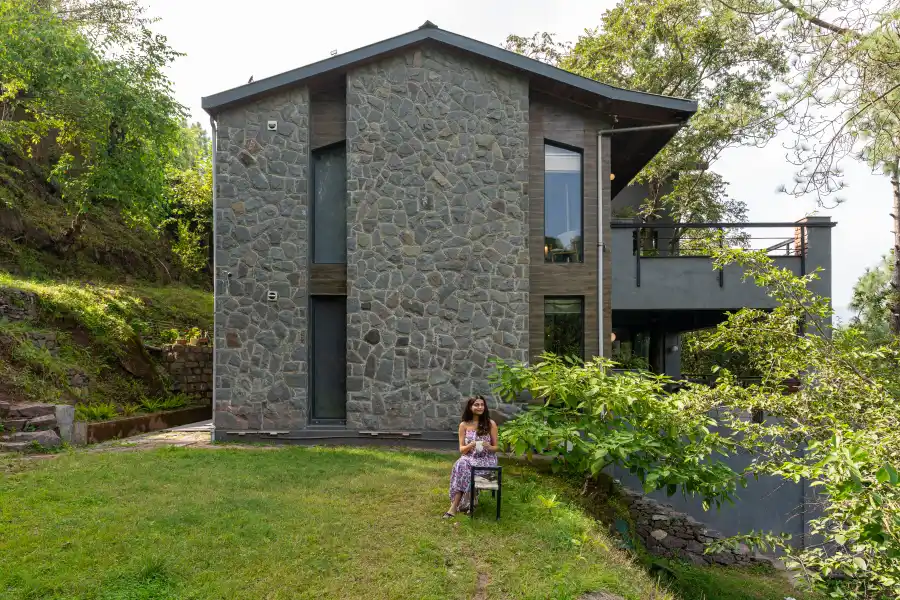 SaffronStays Hill Abode, Kasauli